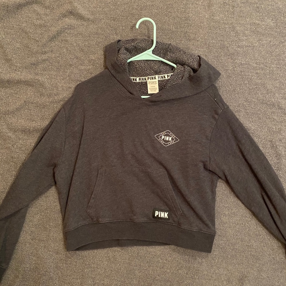 VS cropped sweater